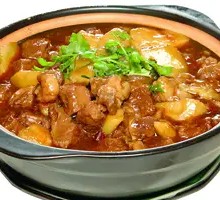 Stewed Beef Brisket with Potatoes