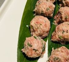 Hand-Beaten Lamb Meatballs