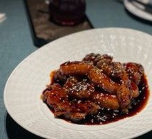 Black Vinegar Spare Ribs with Rice Noodles