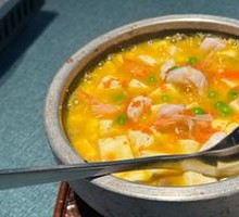 Sea Urchin Sauce Shrimp and Tofu in Hot Pot