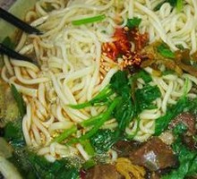 Sour Cabbage Beef Noodles
