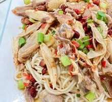 Spicy麻 Chicken Noodles