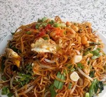 Beef Offal Egg Fried Noodles