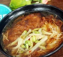 Braised Pork Chop Noodles