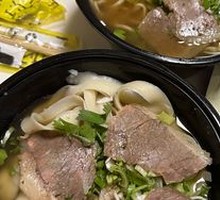 Beef Stir-Fried Knife-Cut Noodles