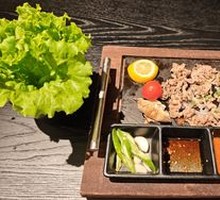 Volcanic Stone Grilled Beef Short Ribs