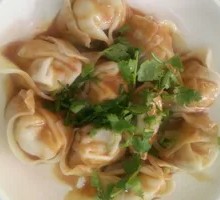 Dry-Mixed Shepherd's Purse and Yolk Dumplings