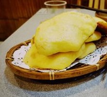 Pan-Fried Dumplings with Flatbread