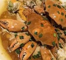 Steamed Crab with Pork Patties