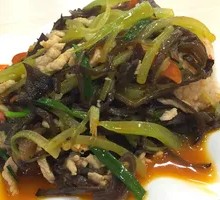 Fish-Flavored Shredded Pork Rice Bowl