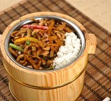 Fish-Flavored Shredded Pork with Rice in a Wooden Bucket