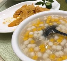 Sweet Rice Balls in Fermented Wine