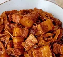 Lin'an Bamboo Shoot Dry Braised Pork