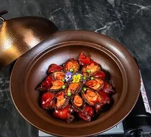 Braised Abalone with Pig Trotters