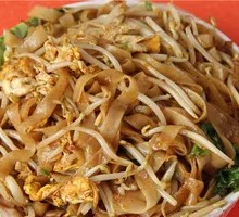 Stir-Fried Rice Noodles with Chinese Sausage
