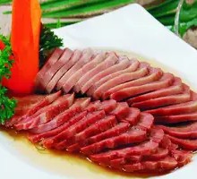 Sauce-Steamed Pork Intestine