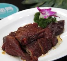 Shanghai-style Braised Duck