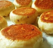 Pan-fried beef buns
