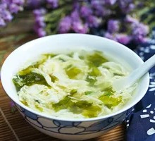 Seaweed and Egg Soup