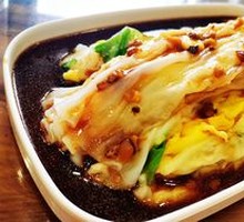 Egg Braised Rice Noodle Roll