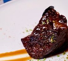 Truffle Citrus Beef Pastry