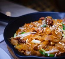 Dry-Fried Beef Rice Noodles