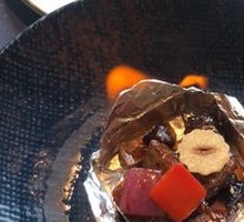 Flame Red Wine M9 Wagyu Cubes