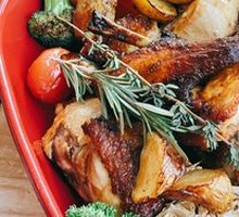 Spiced Roast Chicken with Potatoes and Seasonal Vegetables (Half Chicken)