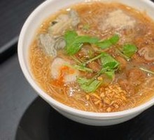 Intestine Oyster Noodle Soup