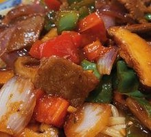 Beef Noodle Soup with Mushrooms