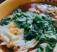 Dry-Mixed Fresh Pork Dumplings