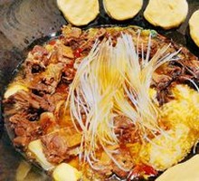 Stewed Goose in Iron Pot