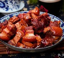 Radish Braised Pork