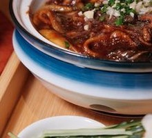 Sizzling Eel丝 with Sauce