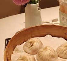 Steamed Pork and Crab Roe Dumplings