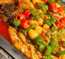 Garlic-Flavored Grilled Fish