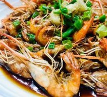 Classic Hangzhou-style Stir-fried River Shrimp