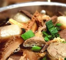 Pineapple Stir-Fried Shrimp Balls with Pork