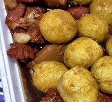 Signature Braised Pork Belly with Quail Eggs