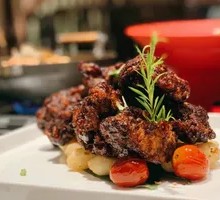 Black Pepper Beef Tenderloin with Oyster Mushrooms