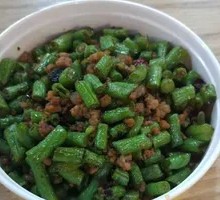 Stir-fried Ground Pork with Yardlong Beans