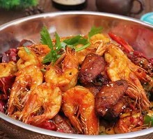 Spicy Chicken Wings and Shrimp Hot Pot