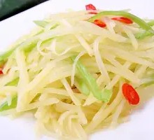 青椒土豆丝盖浇面