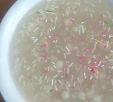 Sweet Rice Balls in Fermented Wine