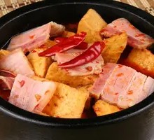 Stone Pot Tofu with Thousand Leaves