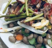 Delicate Cold Vegetable Platter
