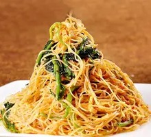 Pickled Mustard Green and Pork Stir-Fried Noodles