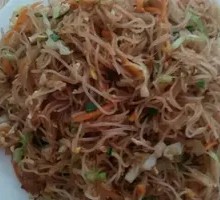 Duck Leg Egg Fried Noodles