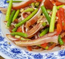 Crispy Pig Ear Salad