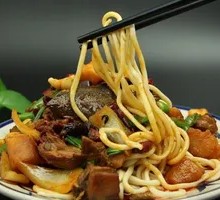 Big Plate Chicken with Noodles